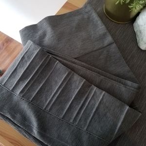 Blanqi Gray Leggings size L